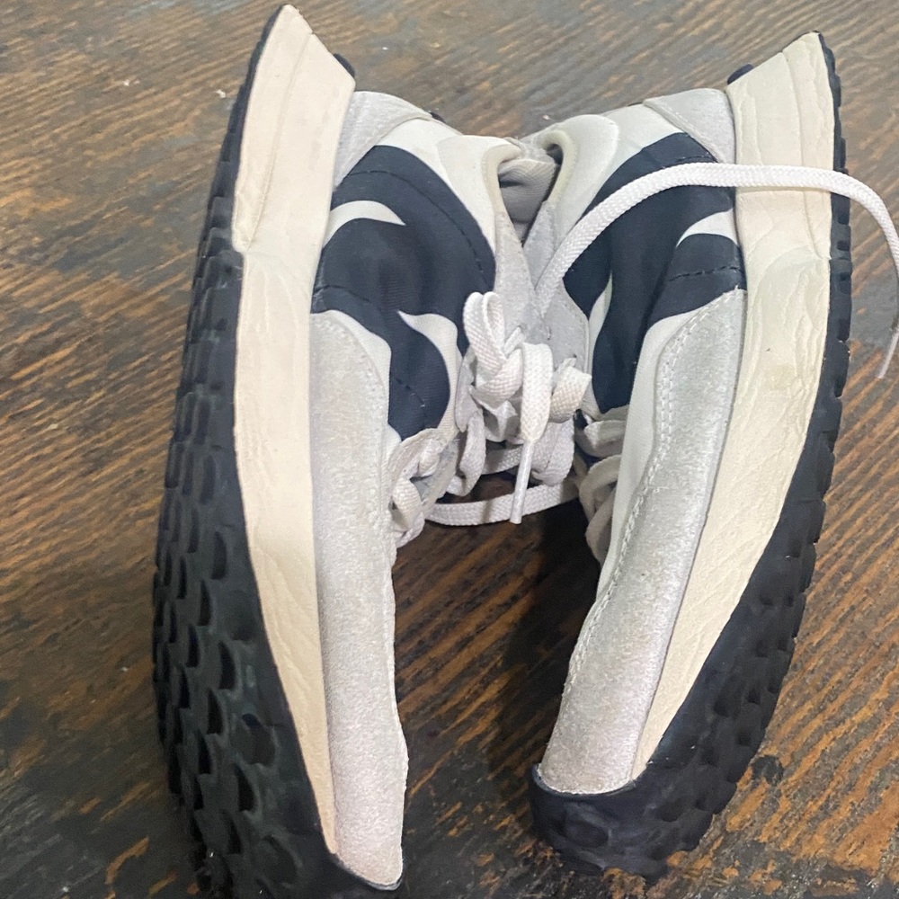 New Balance White and Black Women's Athletic Sneakers - Picture 3 of 4